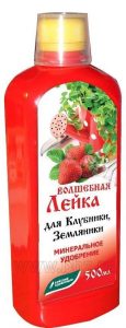 Удобрение для Клубники и Земляники 0,5л минеральное сер.Волшебная Лейка /12шт/ 01.-12./Бутылка